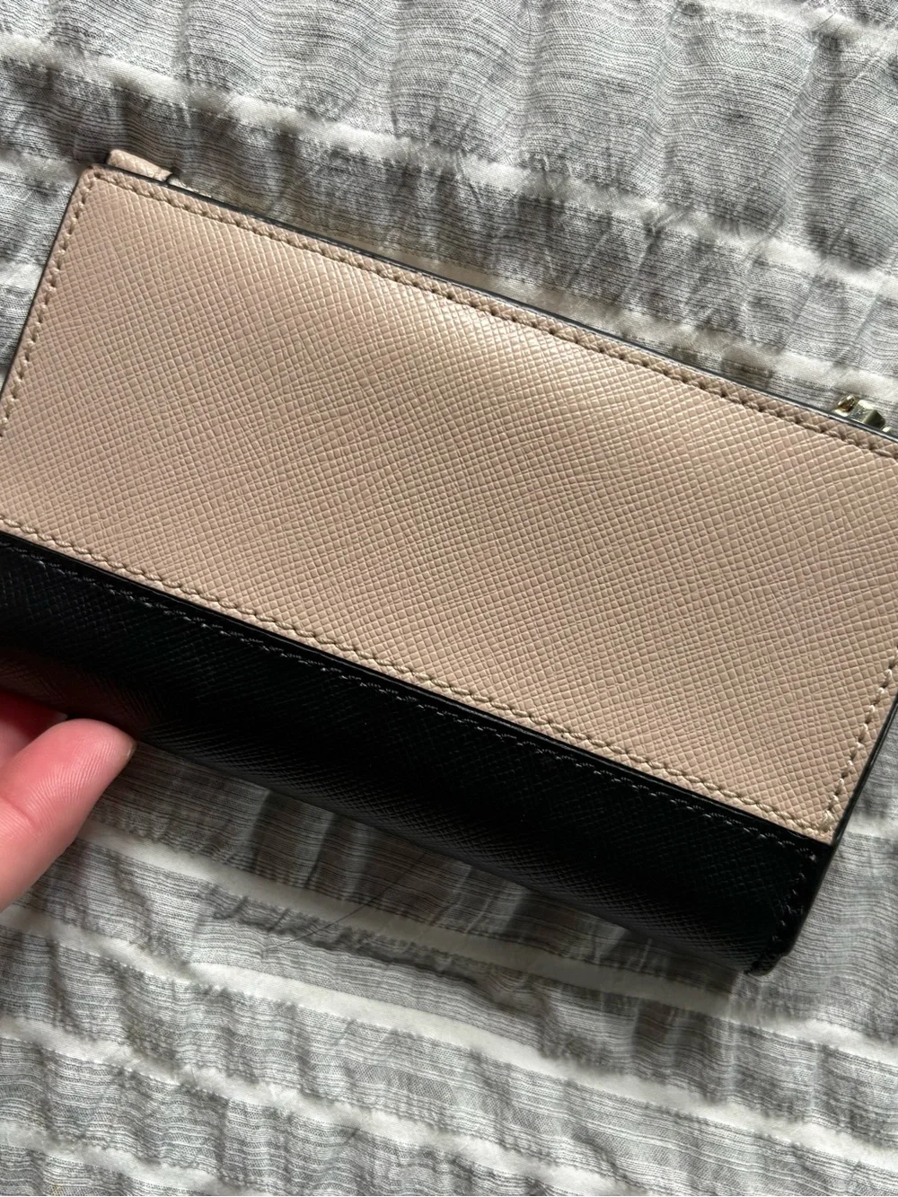 Kate Spade Black and Beige Bi-FoldWallet